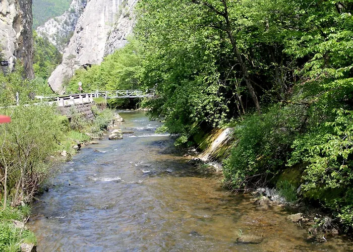 Maison Des Gorges, Ferienhaus, Optimal 2 - 4 Pers Max 6 Pers * Moutier