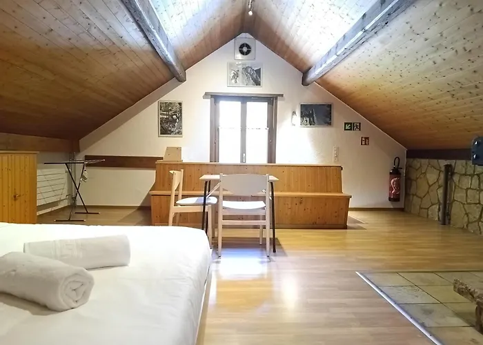 Сasa de vacaciones Maison Des Gorges, Ferienhaus, Optimal 2 - 4 Pers Max 6 Pers *