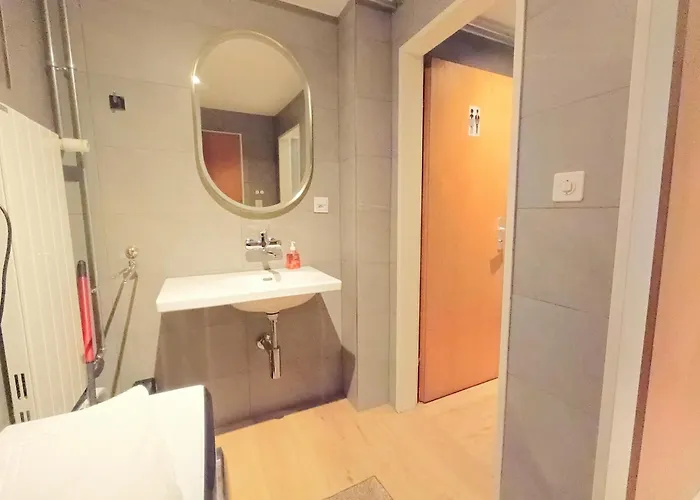 Maison Des Gorges, Ferienhaus, Optimal 2 - 4 Pers Max 6 Pers Сasa de vacaciones *