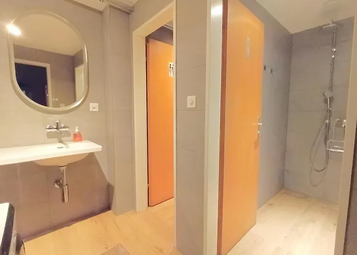 Maison Des Gorges, Ferienhaus, Optimal 2 - 4 Pers Max 6 Pers Сasa de vacaciones *